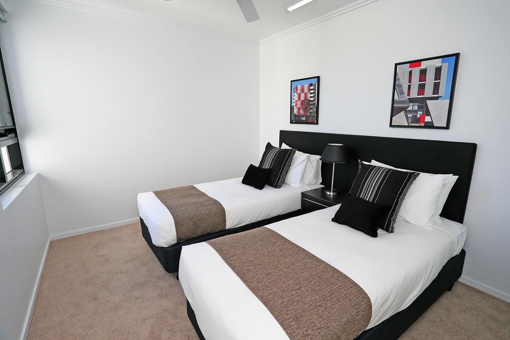 Q Paddington 4*